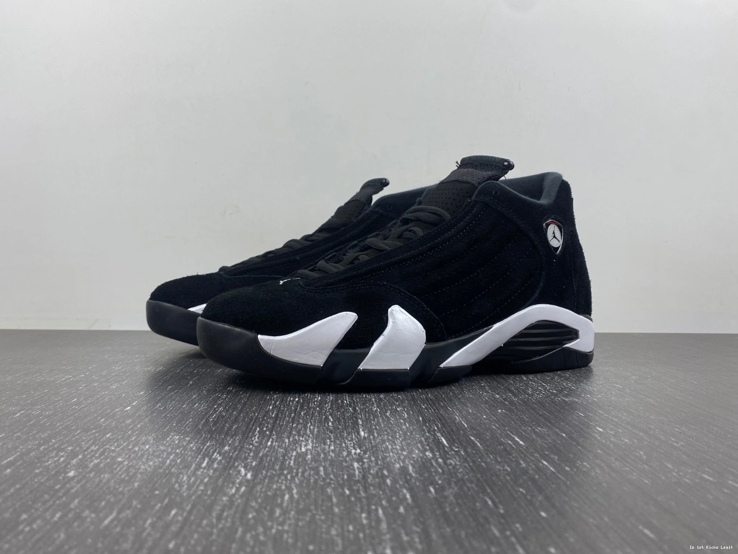 Black 14 White Red Jordan 487471-016 Air University 0913